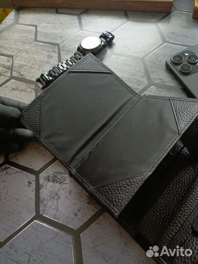 Портмоне из кожи с гравировкой