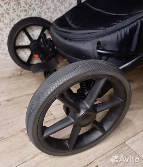 Продам коляску Pituso Confort Plus 2в1