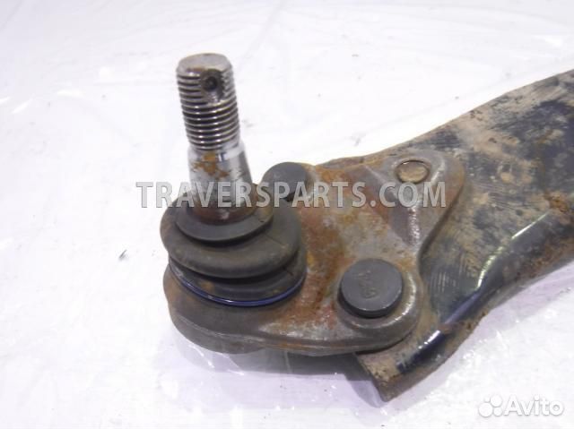 Рычаг передний левый