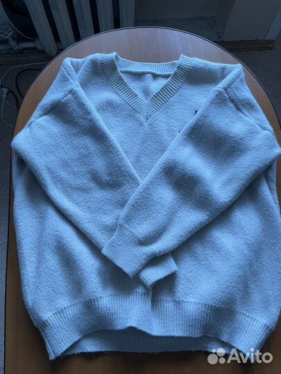 Свитер женский