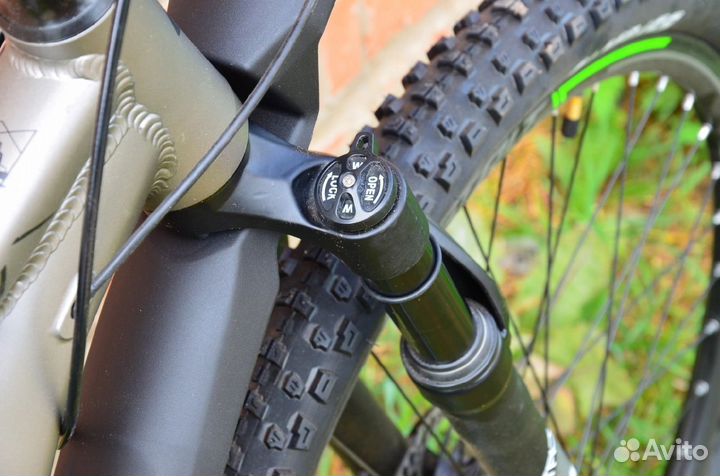 Велосипед на алюминиевой раме 27.5