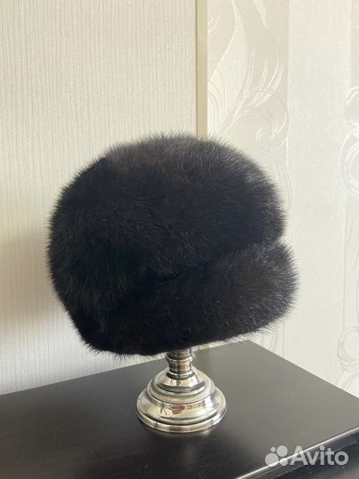 Шапка женская норковая новая 54-55
