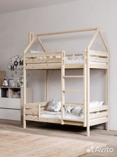 Двухъярусная кровать из массива дерева
