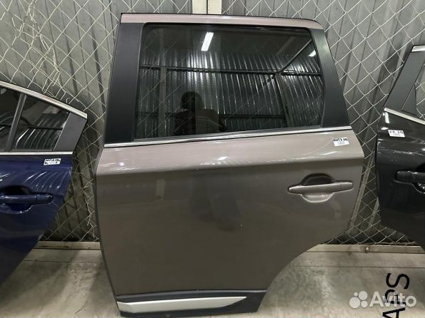 Дверь задняя левая Митсубиси Аутлендер 3 GF