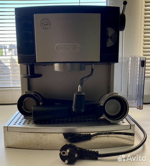 Кофеварка рожкового типа Delonghi Treviso