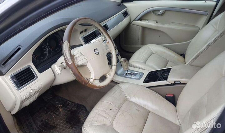 Volvo XC70 II 2008 г по частям