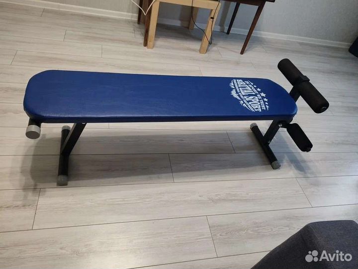 Скамья для жима со стойками и штангой на выбор