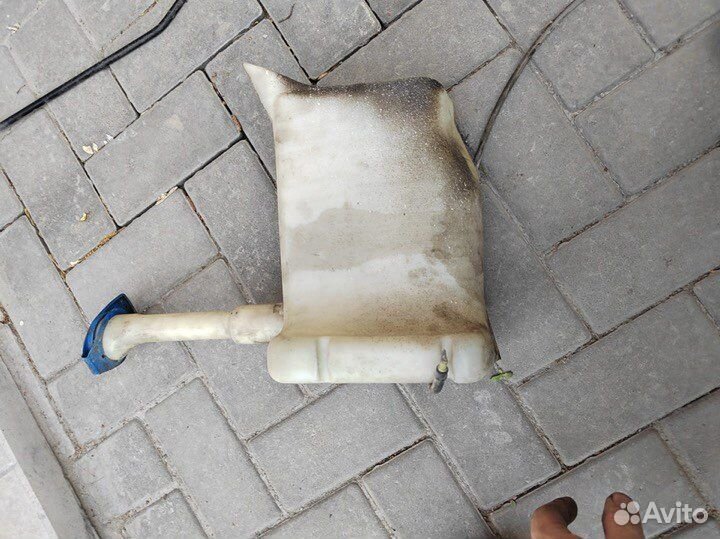 Бачок омывателя Volkswagen T4