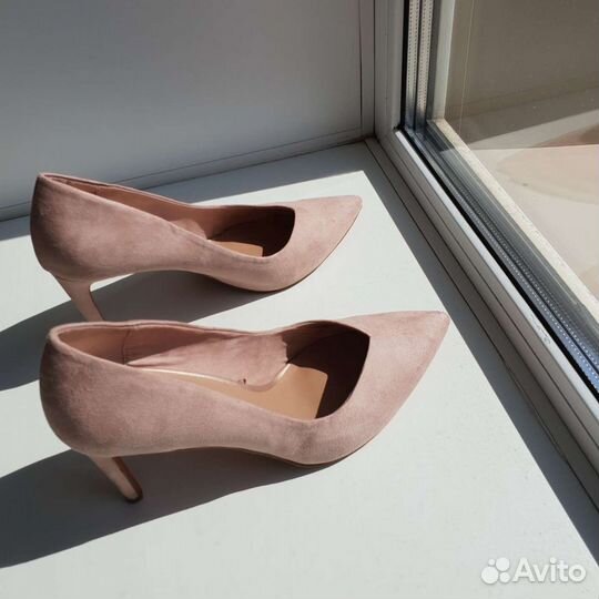 Туфли Stradivarius 40р