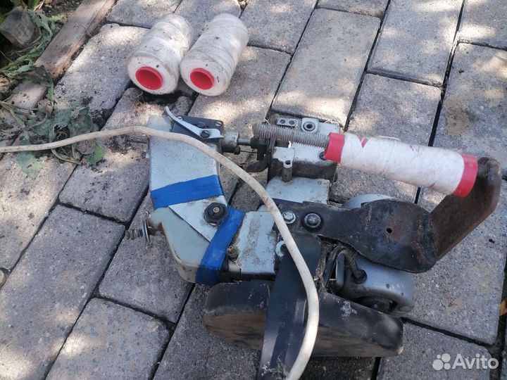 Мешкозашивочная машинка