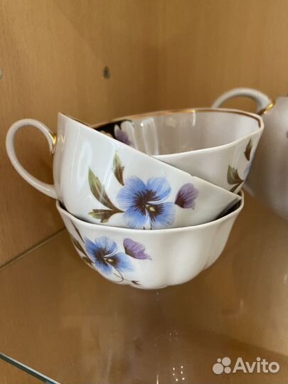 Форфоровый сервиз