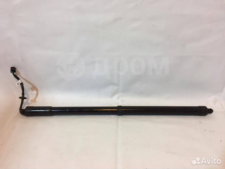 Амортизатор крышки багажника на Infiniti Jx35