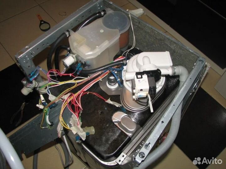 Ремонт стиральных машин и холодильников