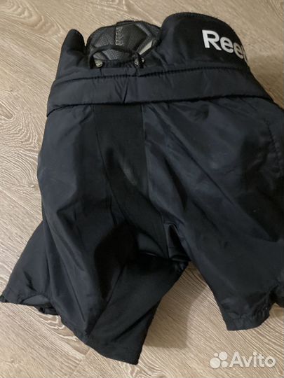 Шорты, нагрудник вратарские