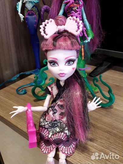 Кукла Монстер Хай Дракулаура