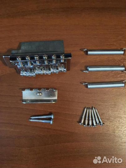 Fender Stratocaster Vintage Tremolo Bridge