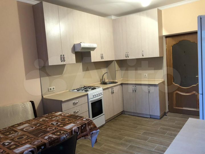 2-к. квартира, 59 м², 1/5 эт.