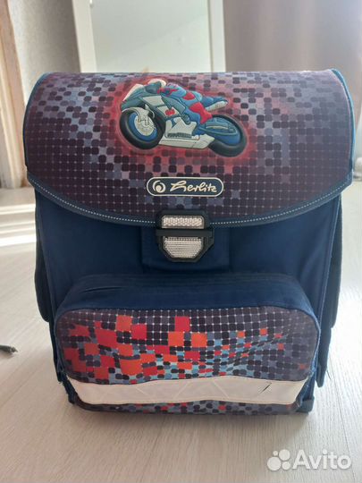 Рюкзак с ортопедической спинкой облегченный