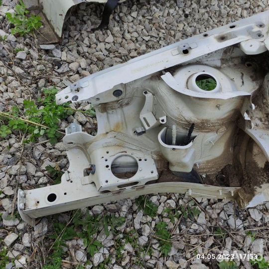 Лонжерон передний правый Volkswagen Polo cfna 2011