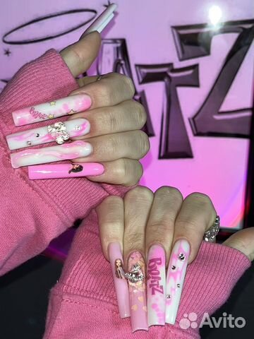 Наращивание ногтей,маникюр