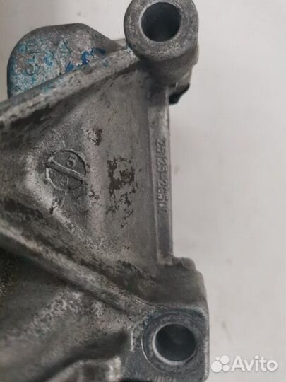 Корпус помпы Hyundai Sonata 6 седан 2.4 G4KJ 2011