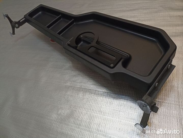 Полка, столик на панель приборов