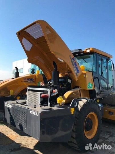Дорожный каток XCMG XS183, 2023