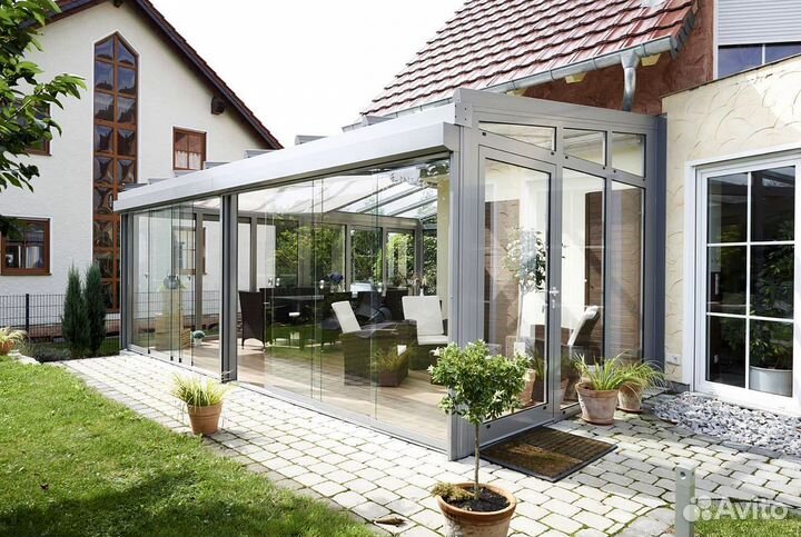 Безрамное остекление террасы, веранды, беседки