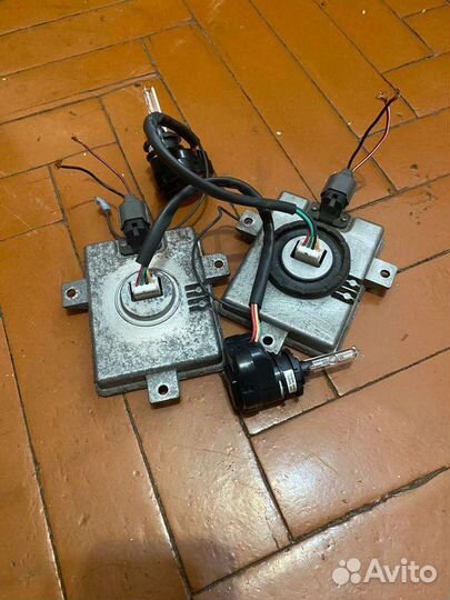 Блок розжига ксенона MR991269