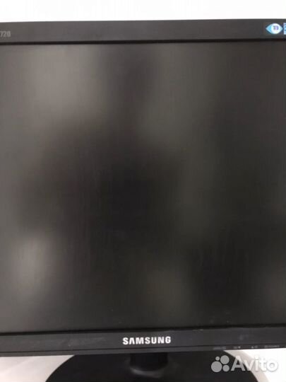 Монитор Samsung 17