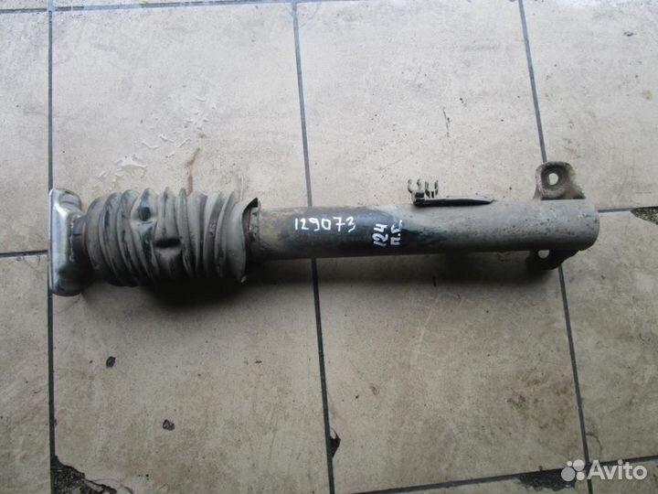 Стойки передние w124 E-class 102.982 1992