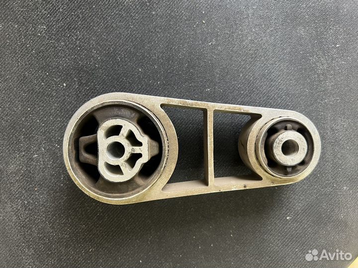 Опора кпп Ford Mondeo 3