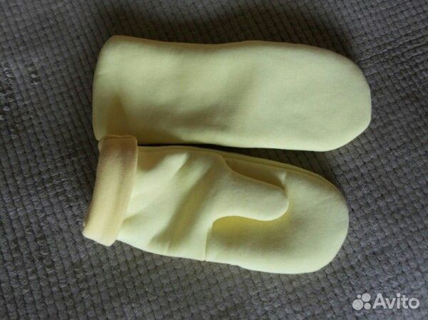 Комплект. Шапка и варежки