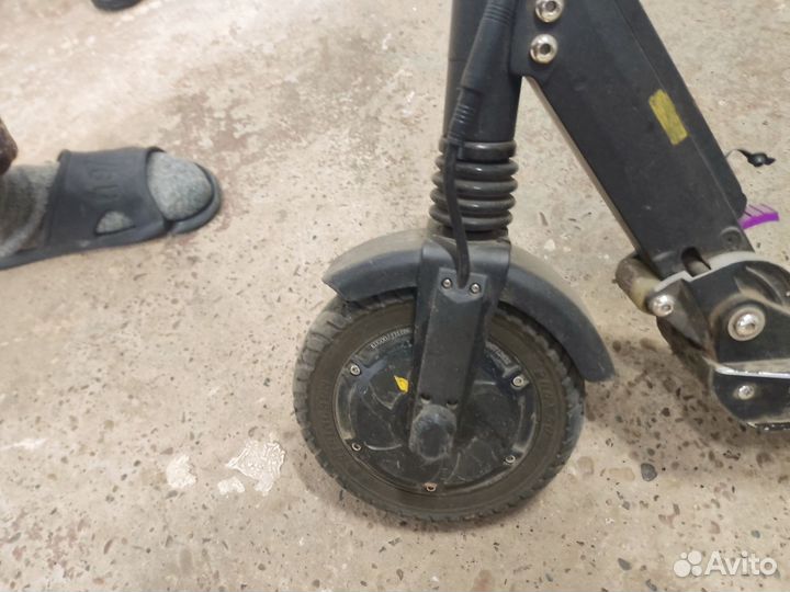 Эл.самокат kugoo s3 разменяю на сломанные телефоны