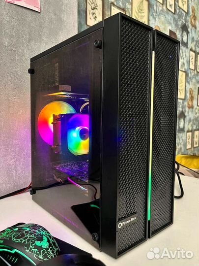 Игровой пк / Монитор / Набор аксессуаров