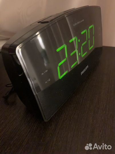 Часы с радио Philips