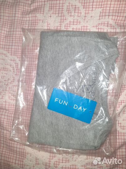 Новая футболка р.М FunDay