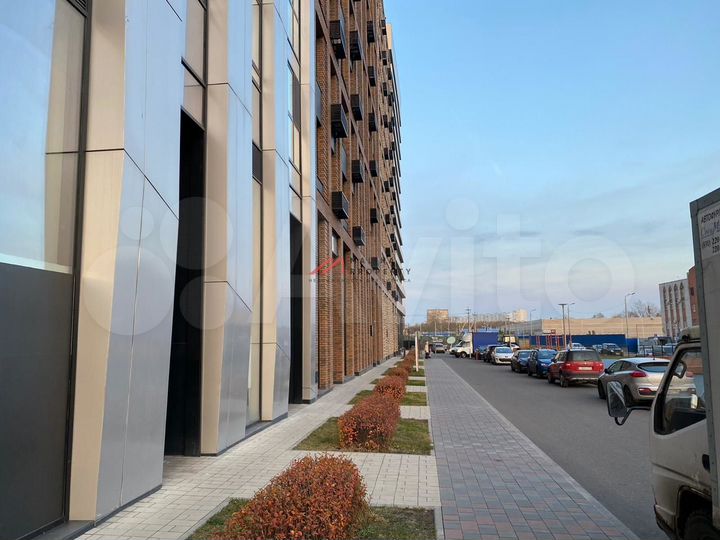 Сдам торговое помещение, 163 м²