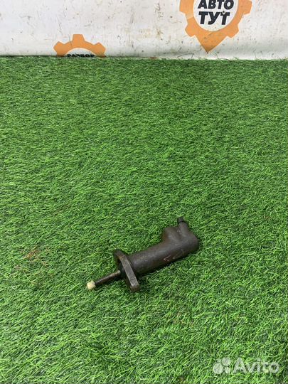 Рабочий цилиндр сцепления Volkswagen Passat B3