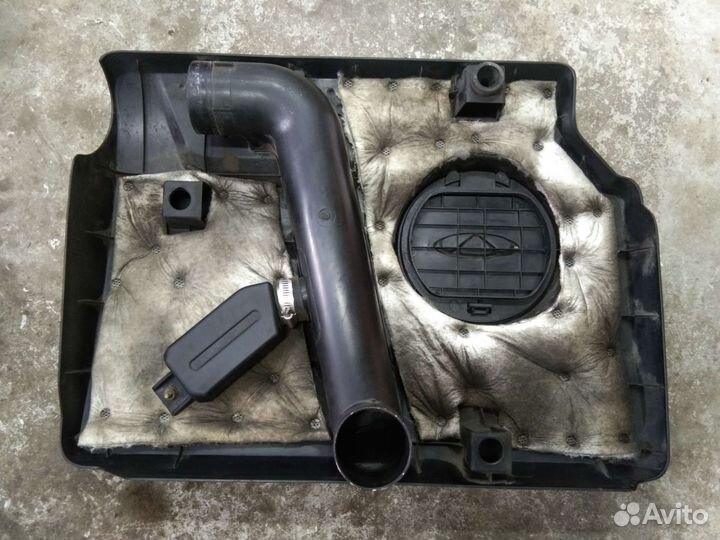 Декоративная крышка двигателя Чери Тигго 5