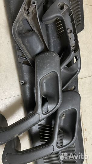 Дверные подиумы, ручки дверей, облицовка