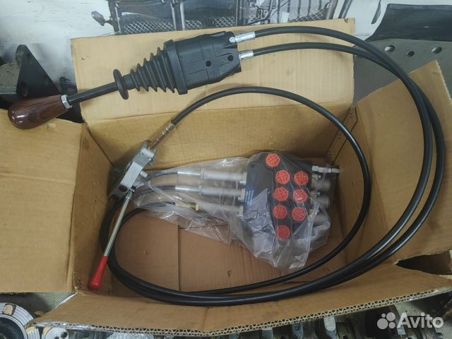 Гидрораспределитель с джойстиком 3Р80 и рычагом купить в Бийске | Авито