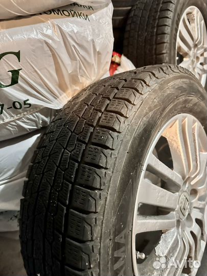 Комлект колес 225/65 R17