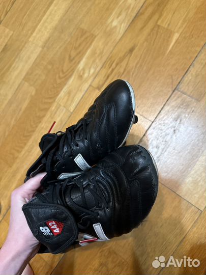 Футбольные бутсы