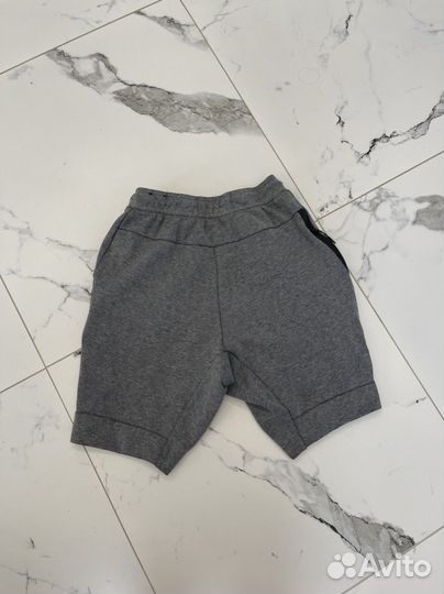 Шорты Nike Tech Fleece S оригинал