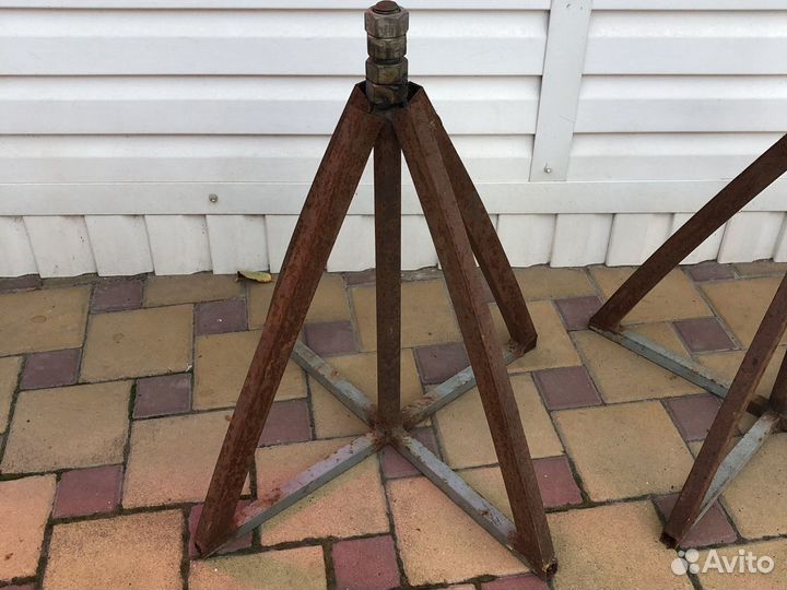 Подставка страховочная