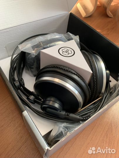 AKG K271 mkii