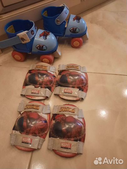 Раздвижные роликовые коньки 25-31