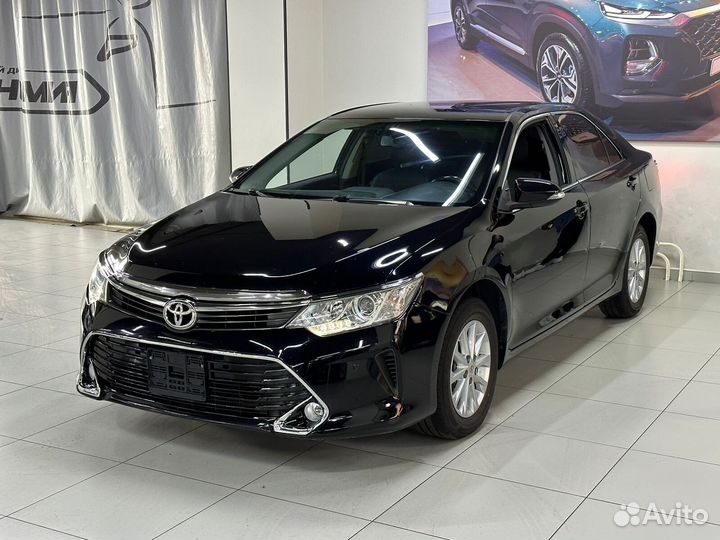 Toyota Camry, 2015