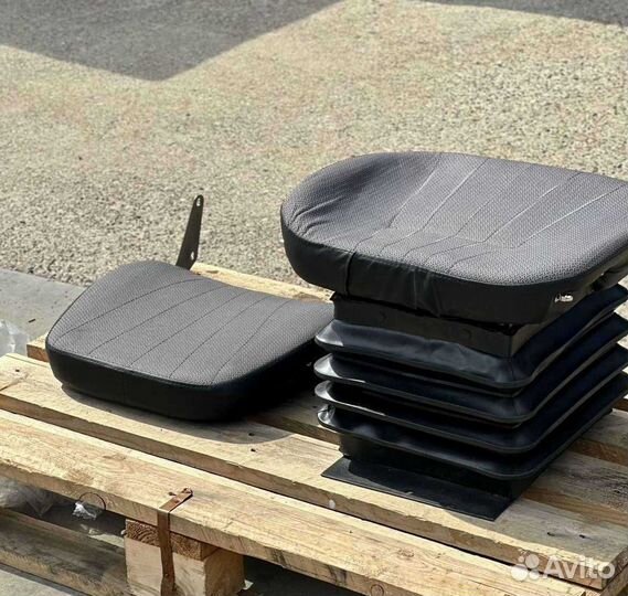 Сиденье 80В-6800000 мтз в сборе